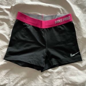 Women Nike Pro Shorts - Small